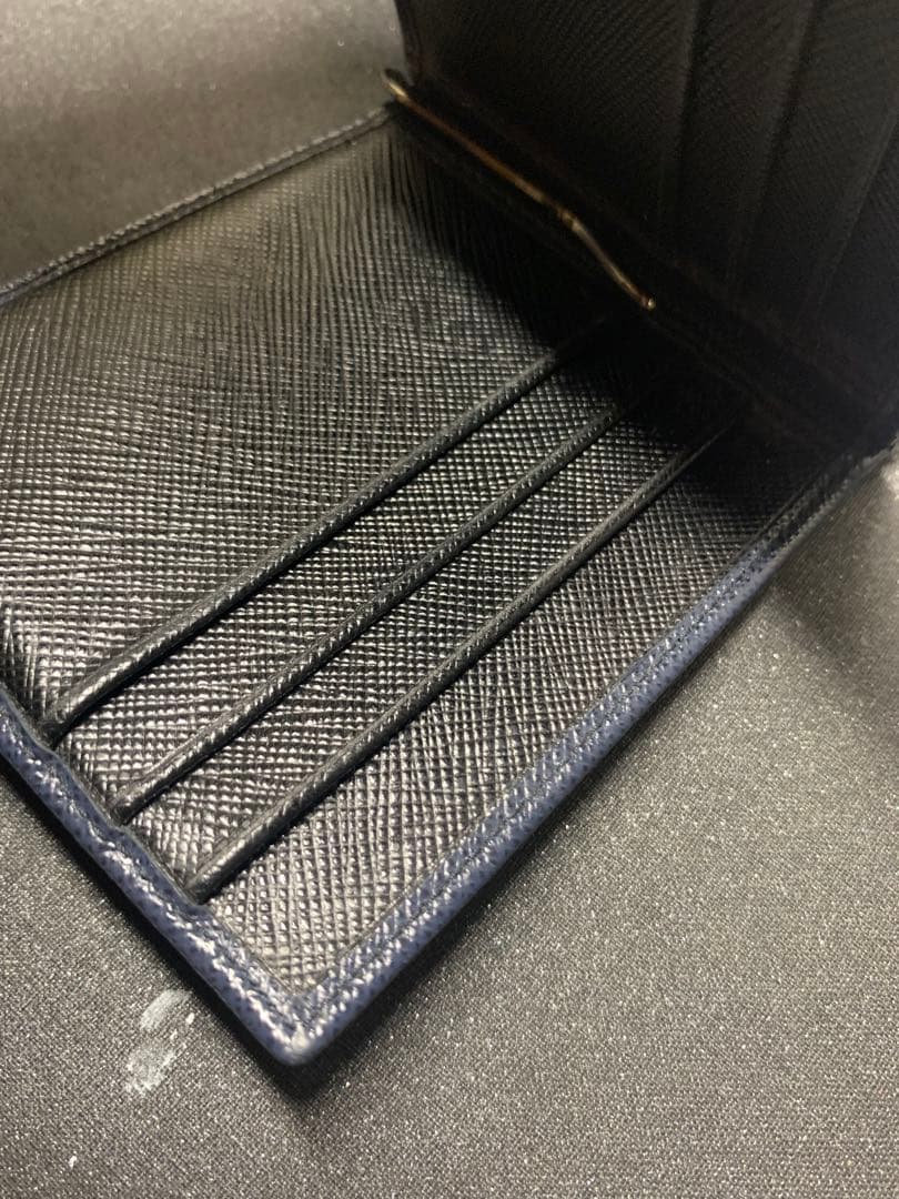 PRADA ネイビー レザー マネークリップ