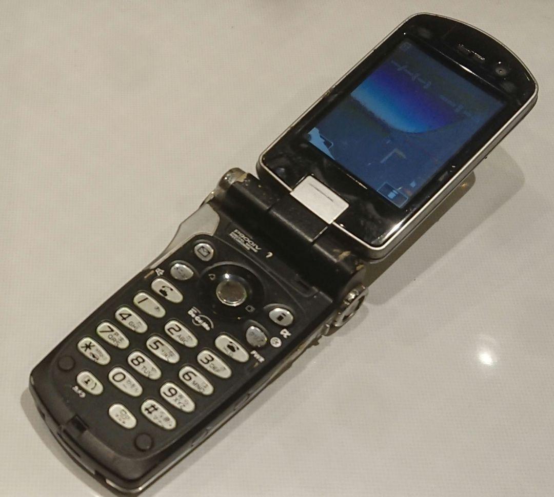 レア ドコモ docomo P900iv BLACK ブラック ガラケー 携帯