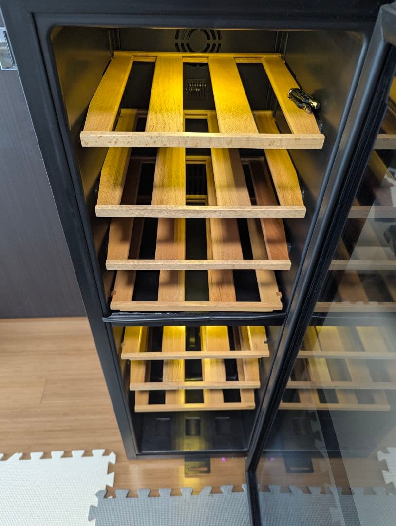 ワインセラー FURNIEL（24本〜39本収納) SAB-90G-PB