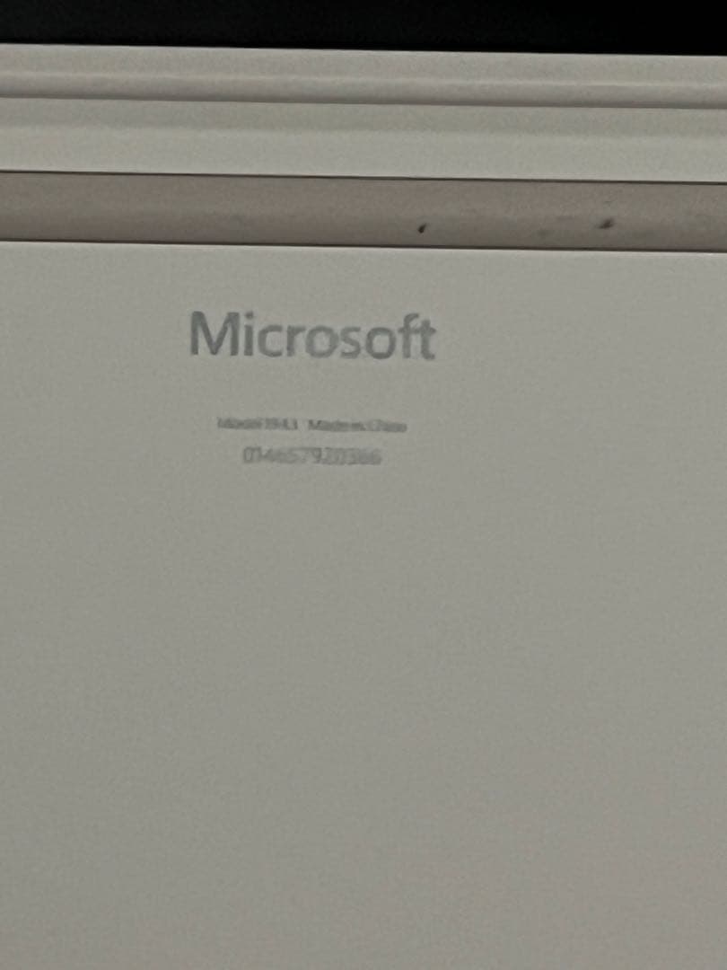 パソコン　Windows ゴールドピンク