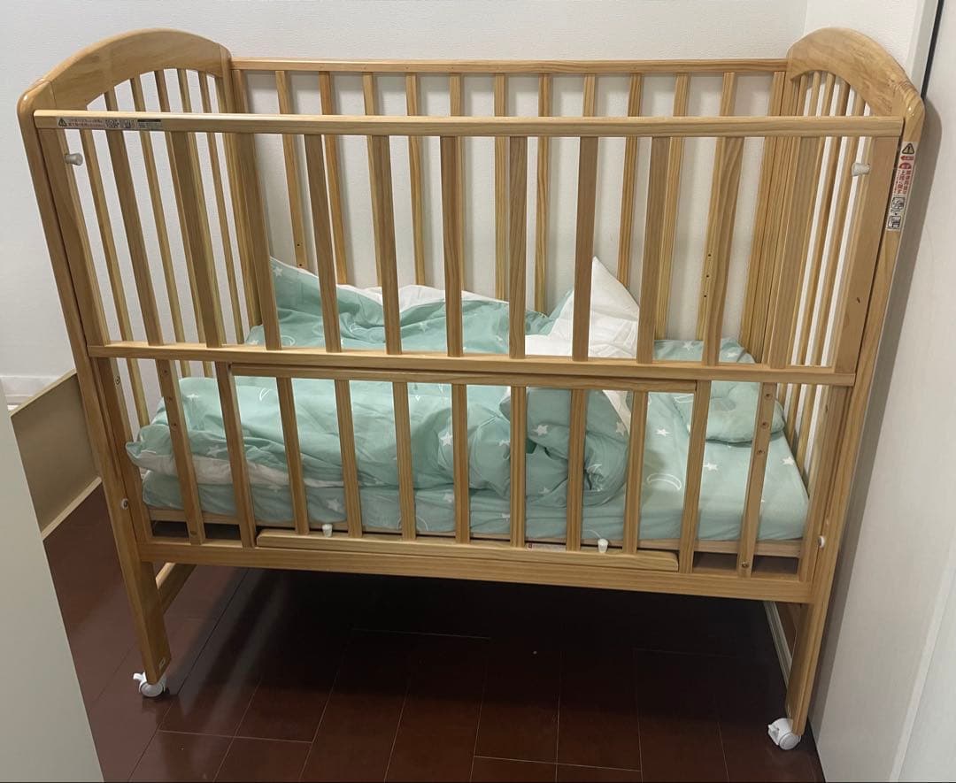 ハイシート　ベビーベッド　KATOJI カトージ