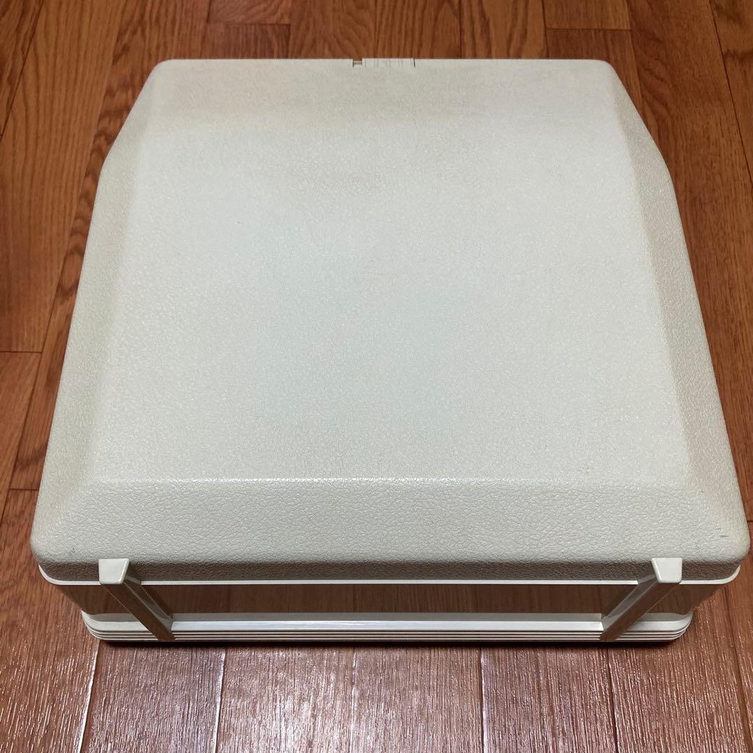 タイプライター　HERMES3000 ヘルメス　蚤の市　アンティーク