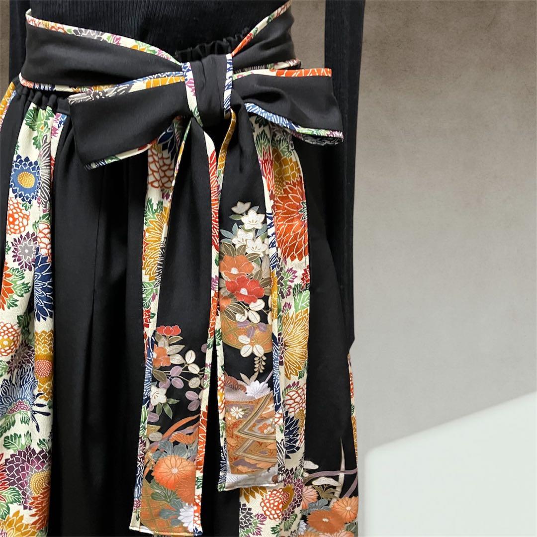 010❇︎黒留袖 小紋ギャザーたっぷり 菊模様スカート 腰リボン両脇ポケット付き