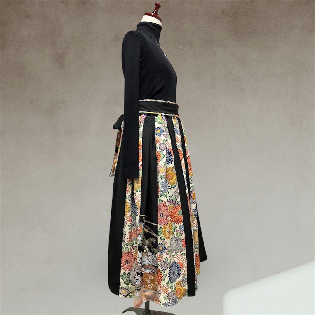 010❇︎黒留袖 小紋ギャザーたっぷり 菊模様スカート 腰リボン両脇ポケット付き