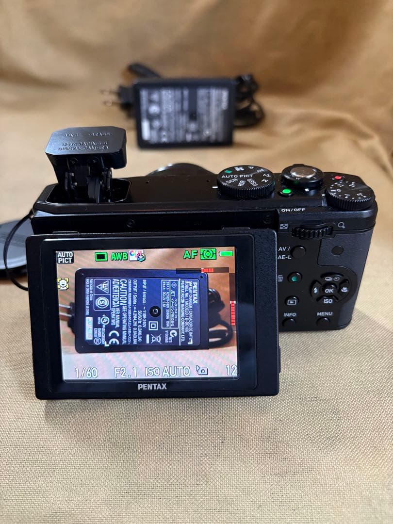 ヒ*ブ様 PENTAX MX-1 デジタルカメラ　充電器D-BC106 ／D-L