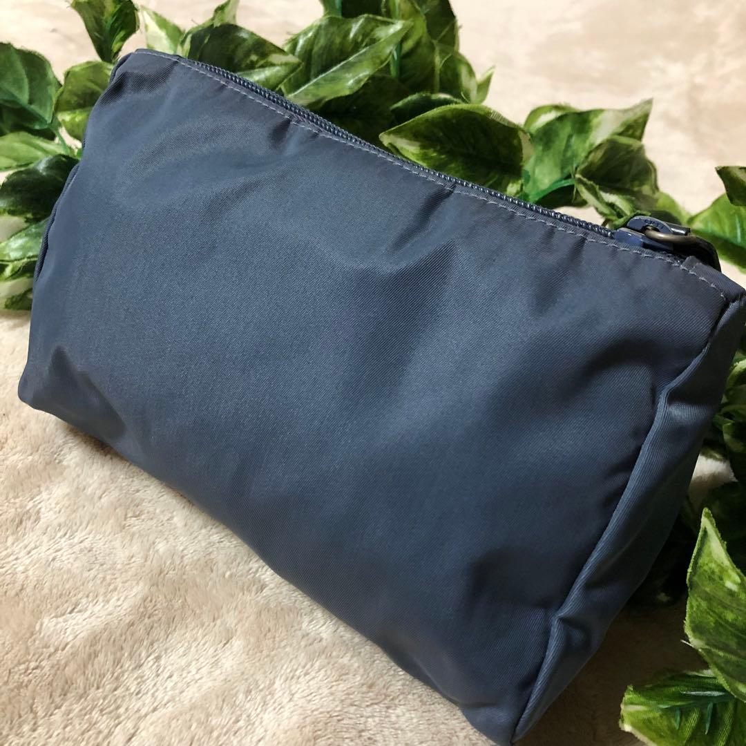 極美品♡ レアカラー　プラダ　ポーチ　三角プレート　ロゴ　ブルー　パープル