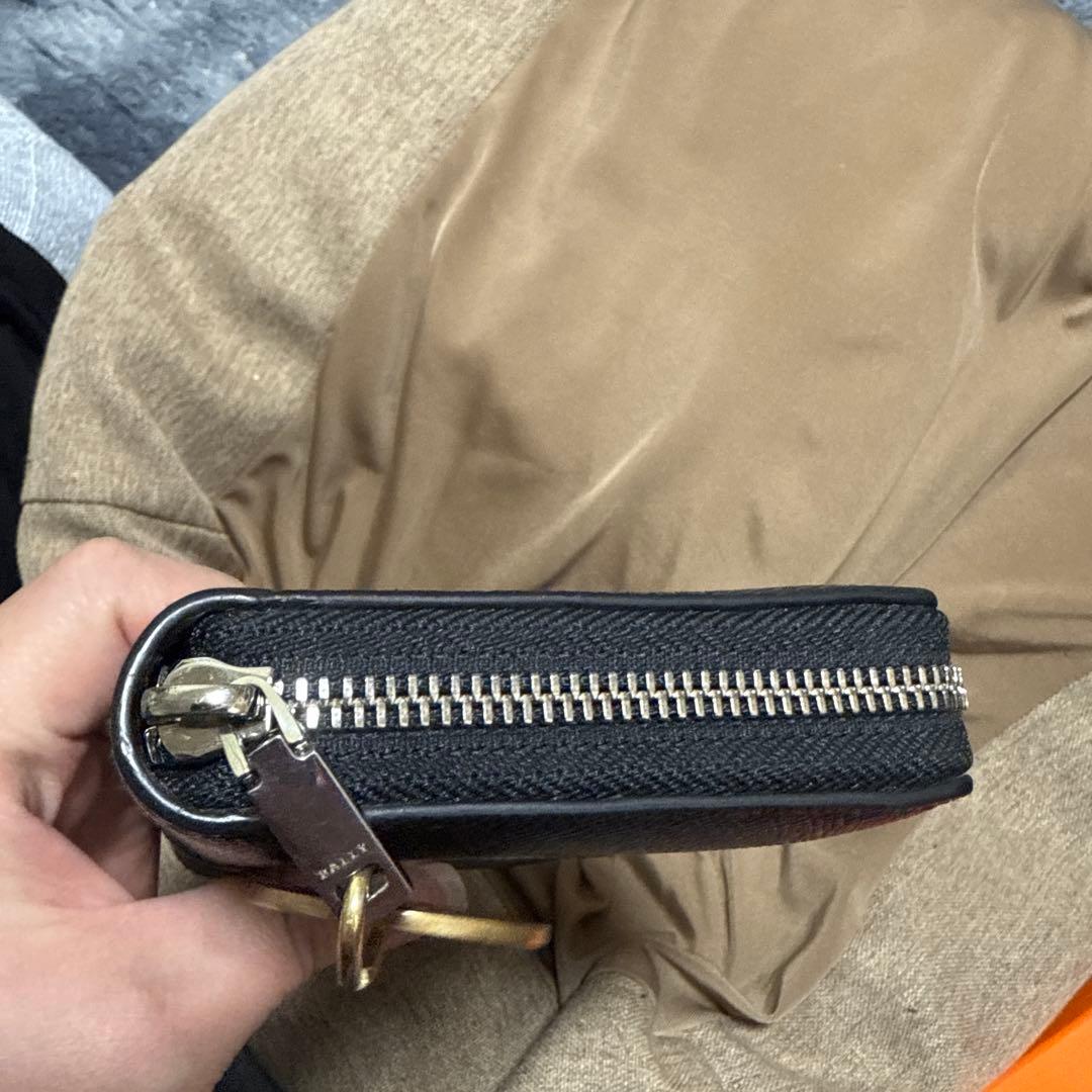 BALLY ラウンドファスナー ネイビー