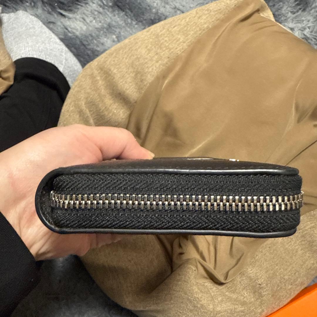 BALLY ラウンドファスナー ネイビー