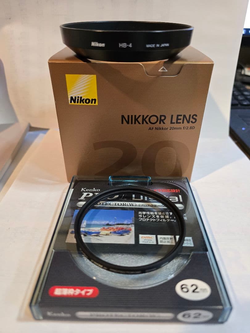 Nikon Nikkor 20mm f/2.8D 単焦点レンズ