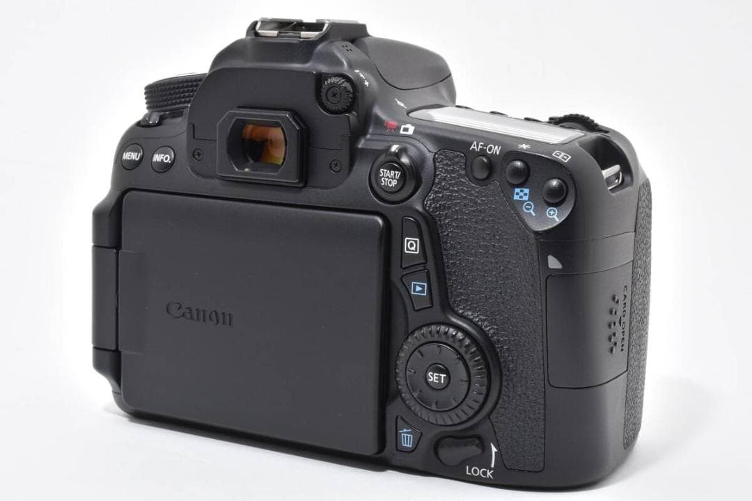 ★Wi-Fi機能&可動式モニター★ キャノン Canon EOS 70D ボディ
