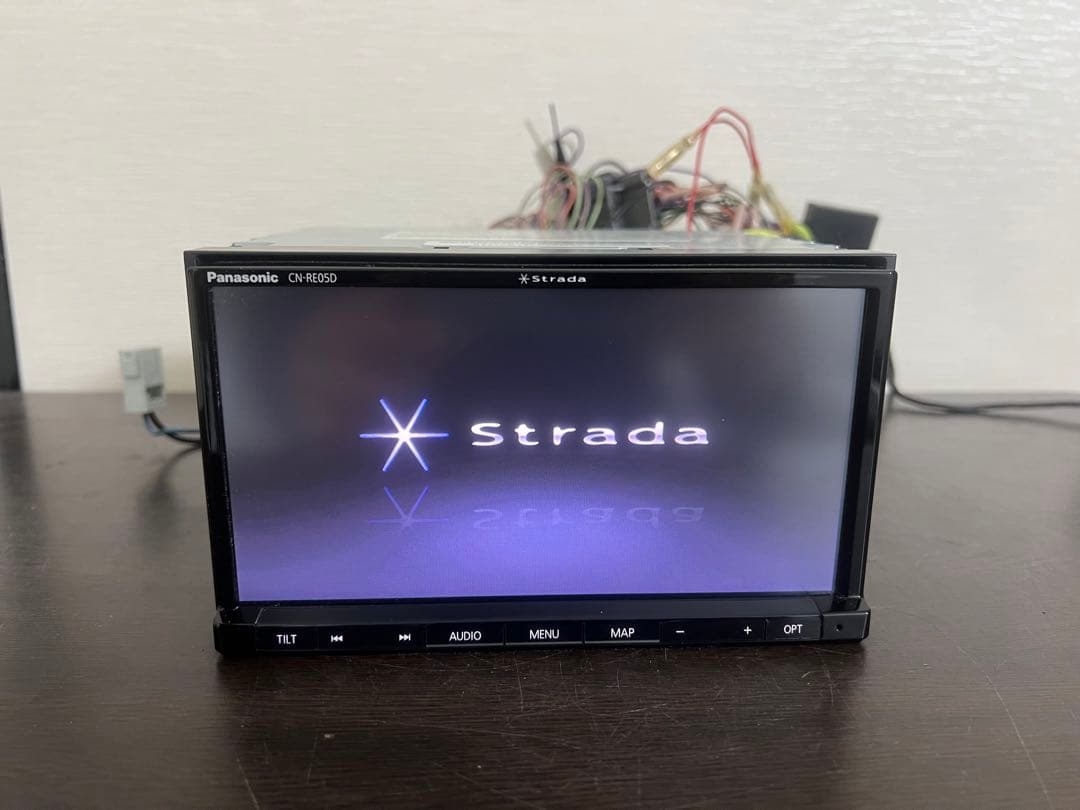 パナソニック カーナビ CN-RE05D 地図データ2018年式 動作確認済！