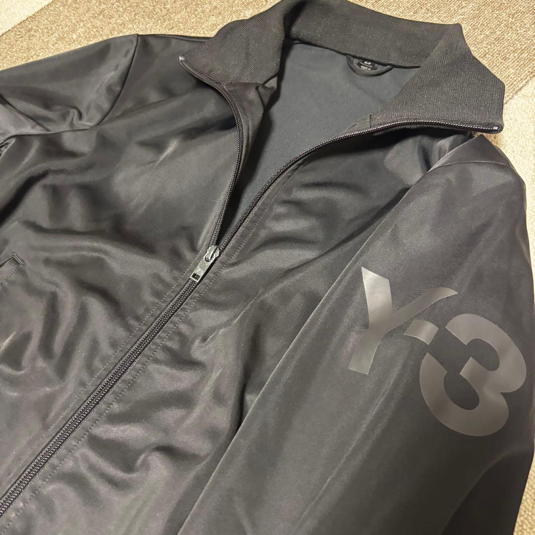 【美品】Y-3 トラックジャケット　肩ロゴ　ブラック