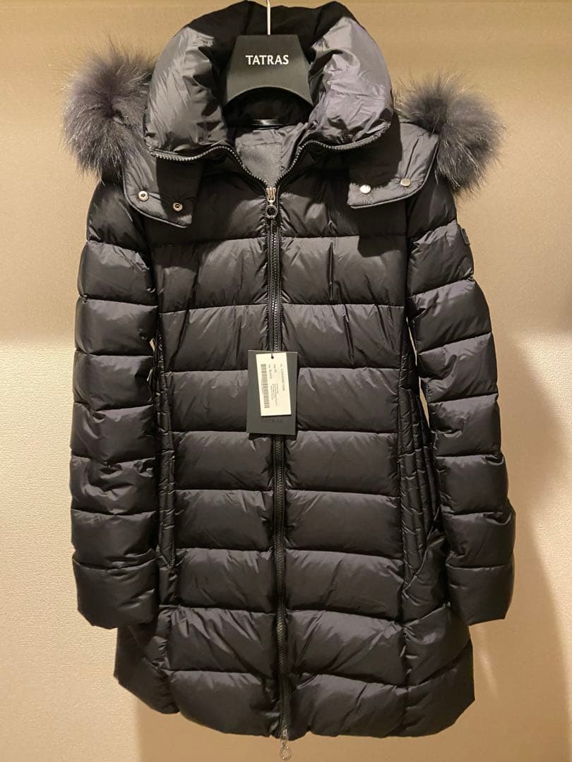美品 TATRAS サルマ レディース ダウンコート