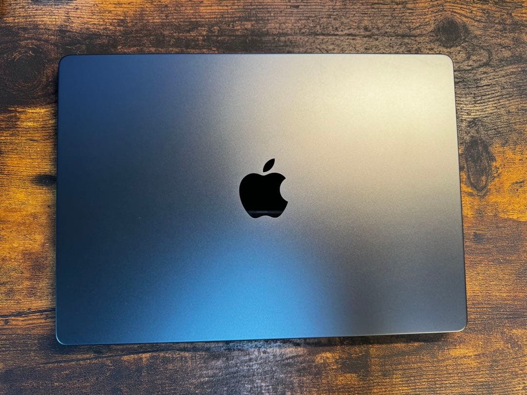 【sharpcloud02 】Apple MacBook Pro