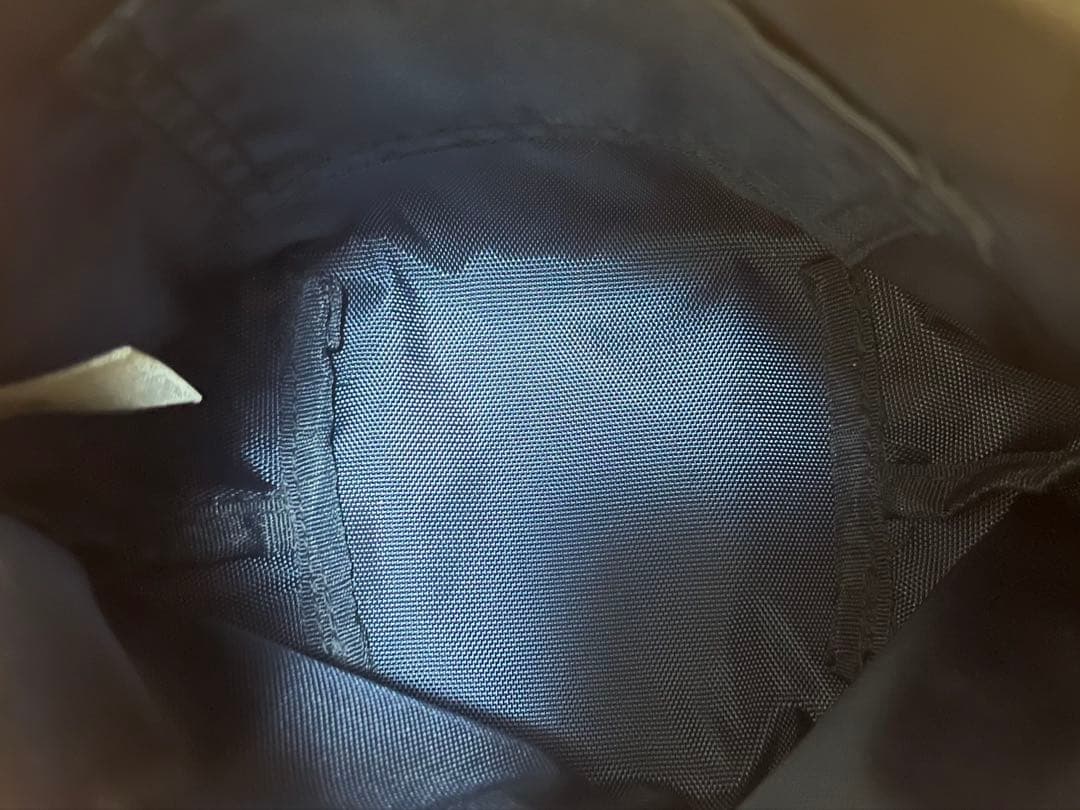 美品！ファミリアfamiliar 赤チェック　ポシェット