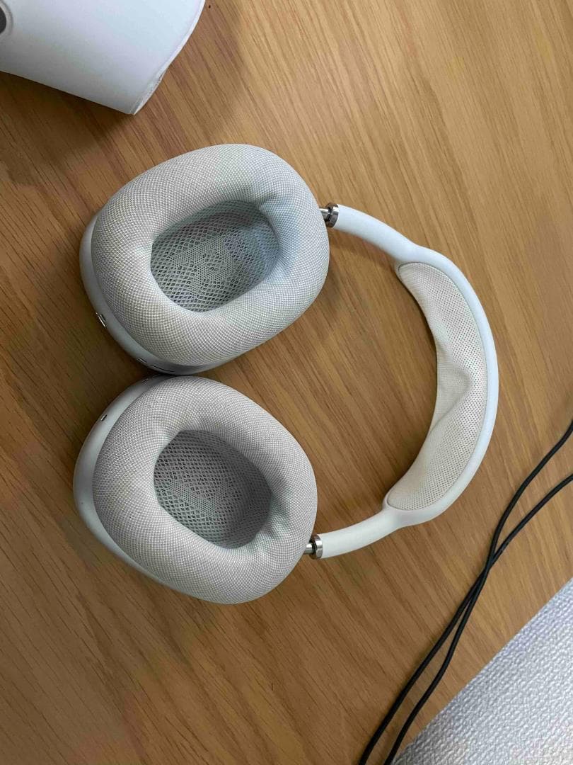 Apple AirPods Max 第１世代