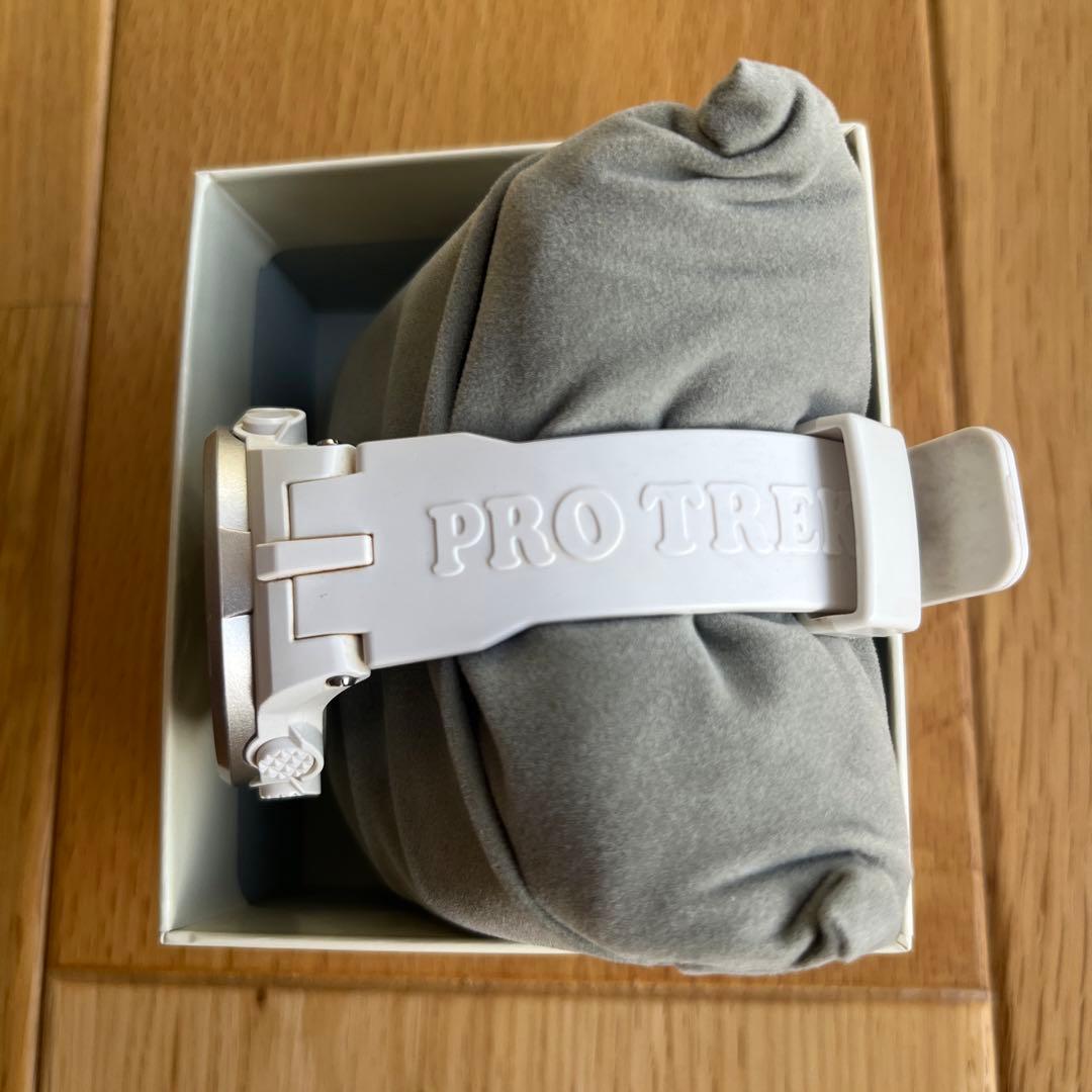 カシオ　プロトレック　3443 PRG-330 ソーラー