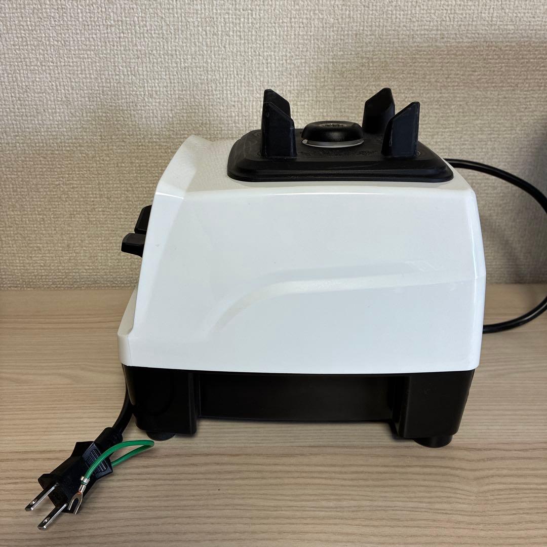 バイタミックス　高性能ブレンダー　VM0202 E320 タンパー付