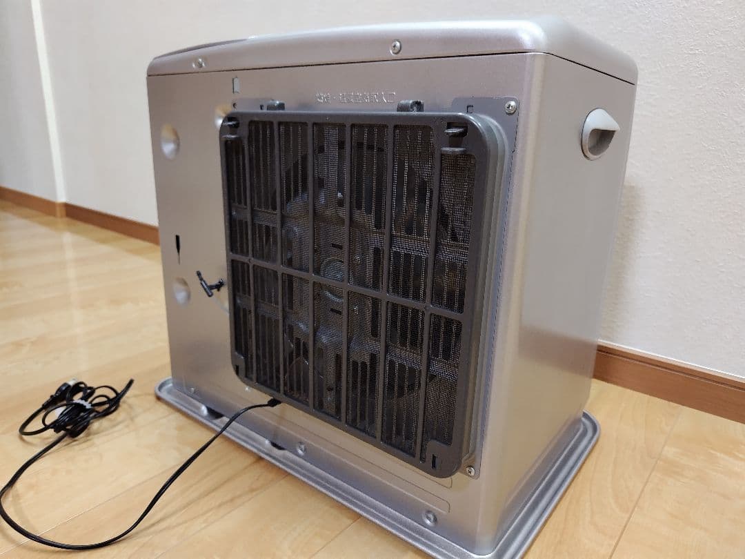 ダイニチ 石油ファンヒーター(FW-677LX)【17〜24畳】