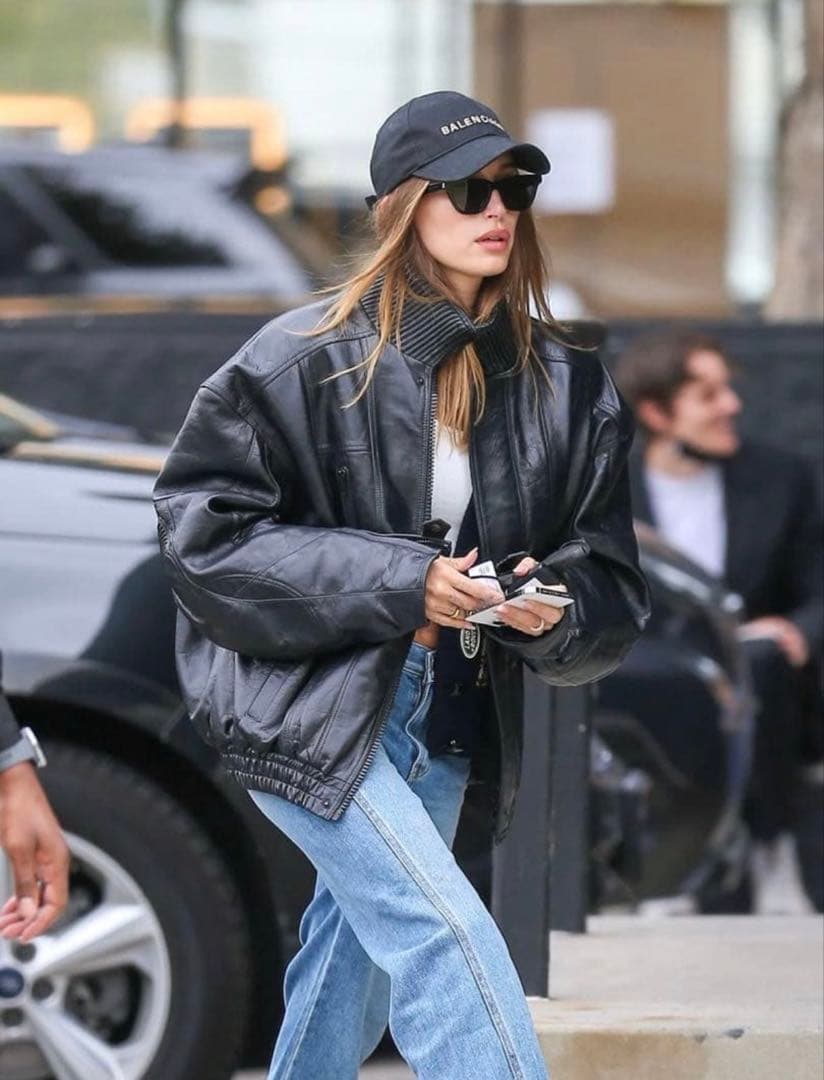 【1/28まで】新品巾着付[正規品] ★ BALENCIAGA ブラックキャップ