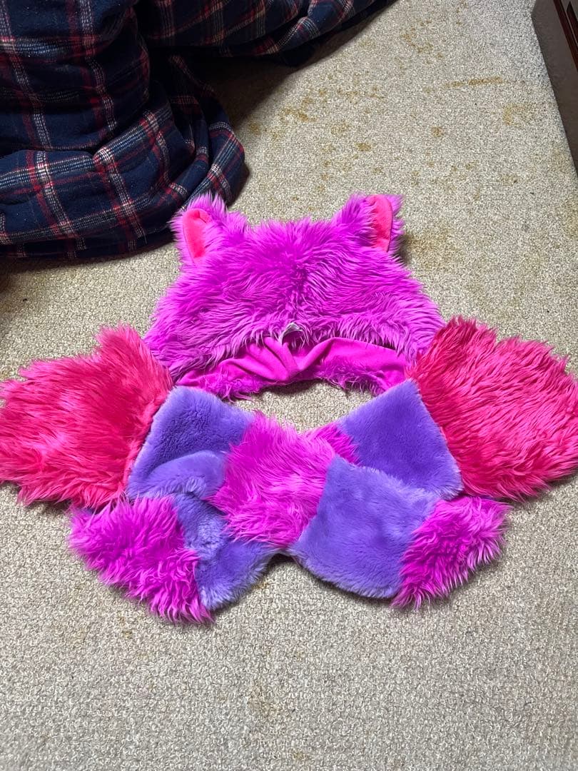 ディズニーリゾート　 チシャ猫　マフラーファンキャップ