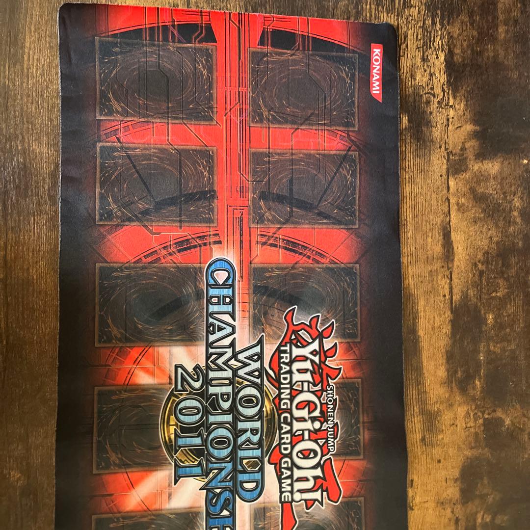遊戯王 ワールドチャンピオンシップ 2011 プレイマット　【最終値下げ】