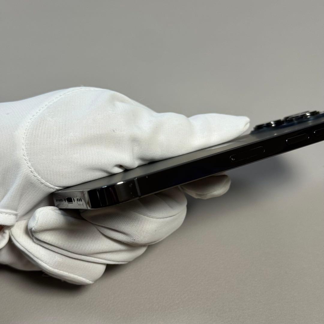 ケース付き美品AppleiPhone 13Pro 256GB グラファイト本体