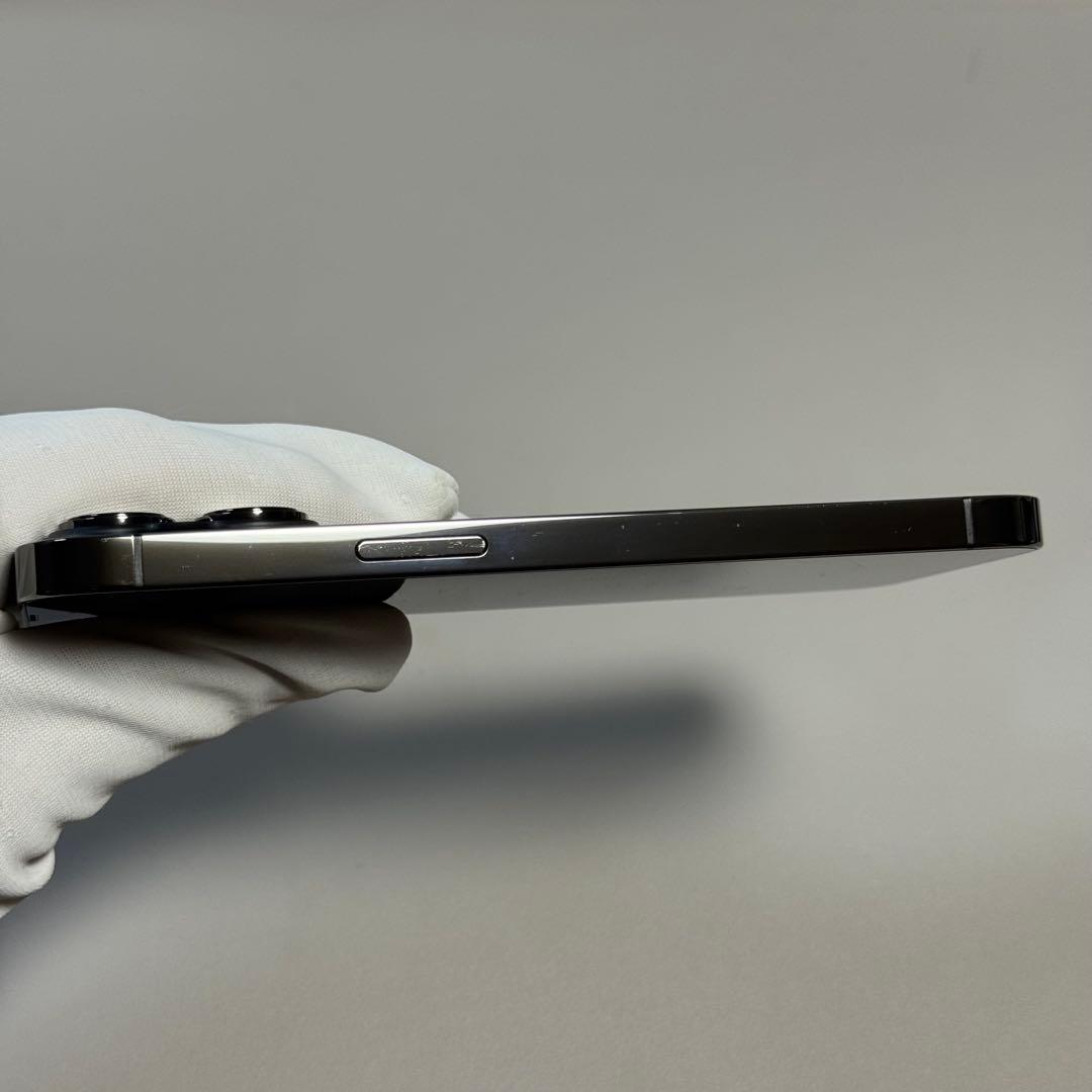 ケース付き美品AppleiPhone 13Pro 256GB グラファイト本体