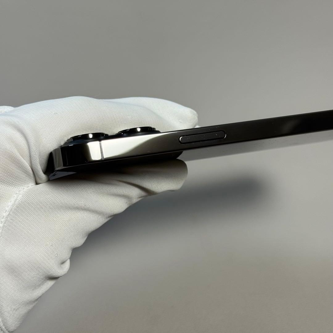 ケース付き美品AppleiPhone 13Pro 256GB グラファイト本体