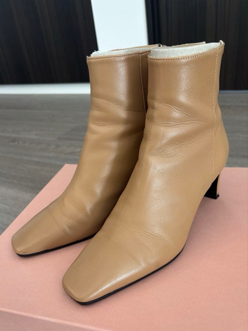 【美品】ファビオルスコーニ セットバックヒールバックジップブーツ 37