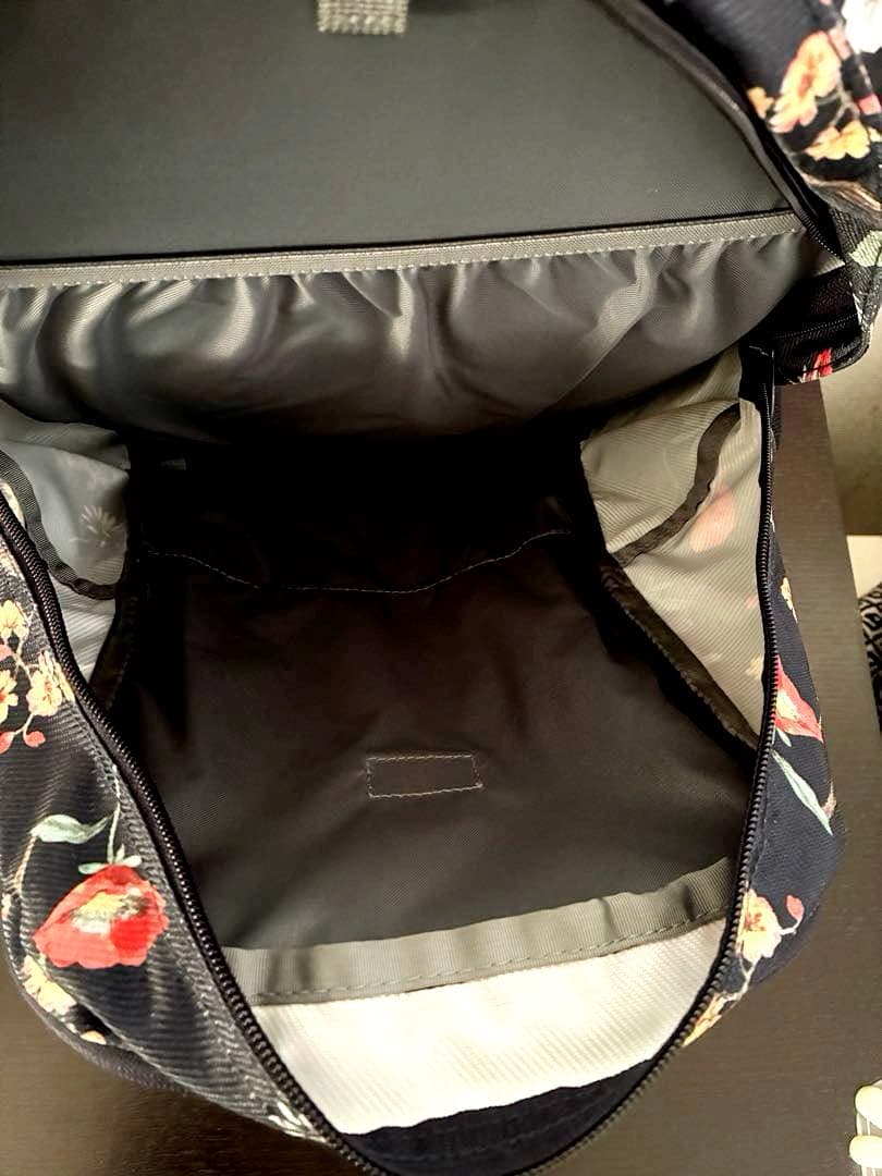 【希少】未使用✨ノースフェイス シングルショット 花柄 23L