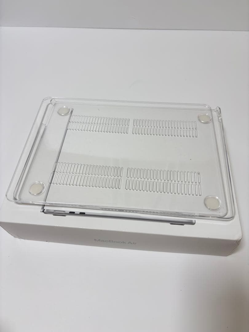 M3 MacBook Air 13インチ (スペースグレー)
