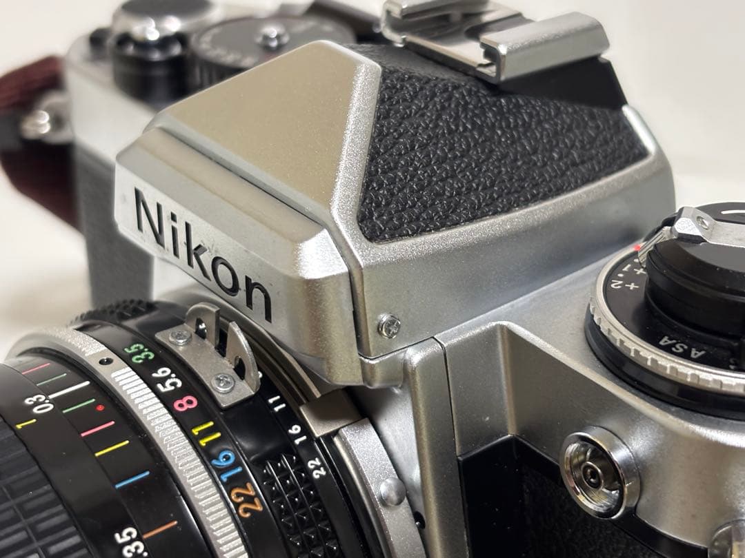 フィルム一眼レフ Nikon FE シルバー 28mmレンズ付き