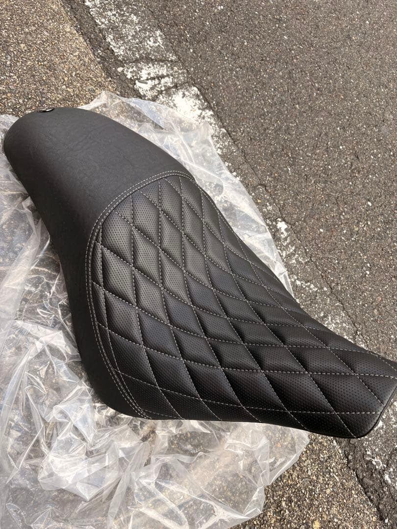 ガンファイターシート ダイヤモンドステッチ （ブレイクアウト）