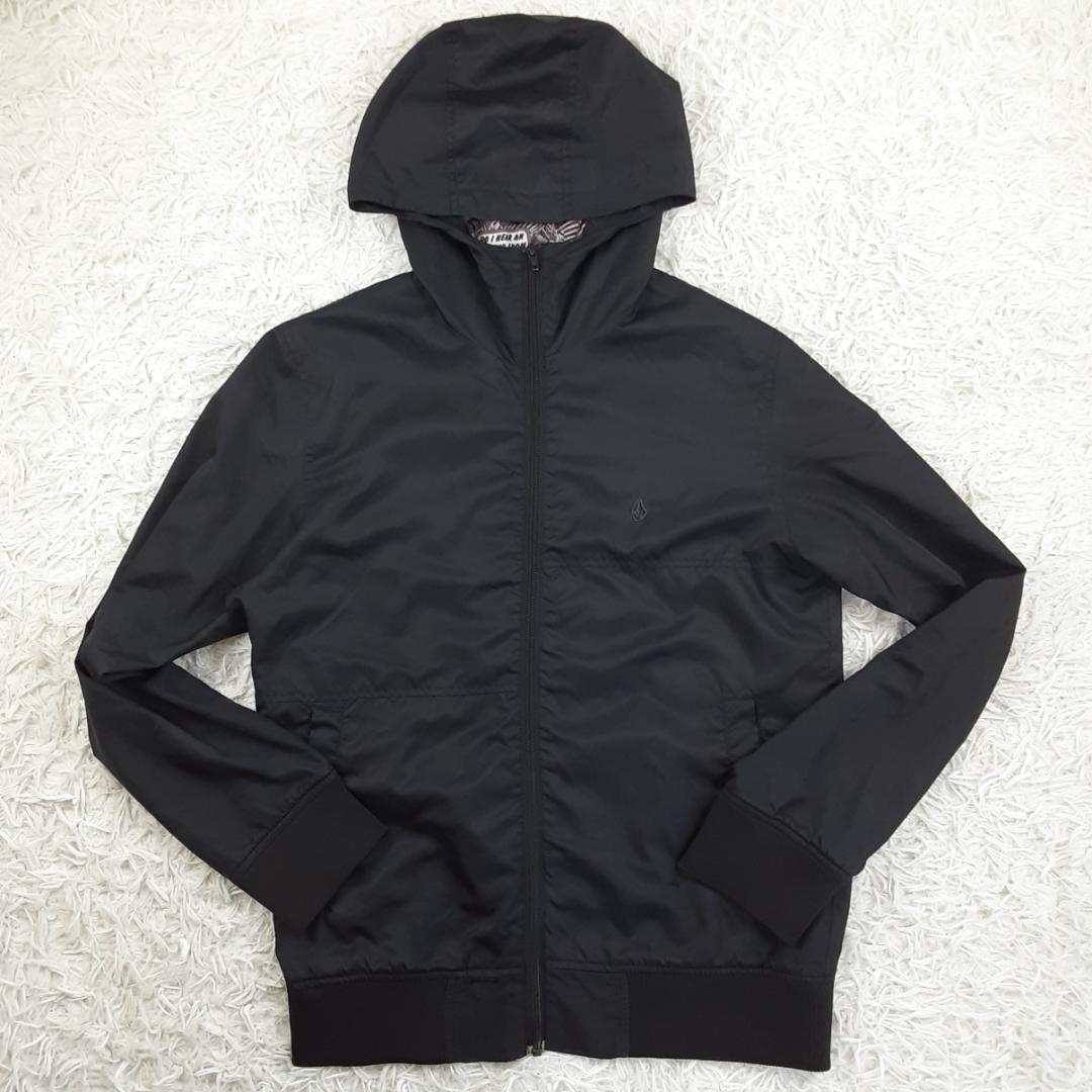 H*O様 美品◎VOLCOM ボルコム ナイロンパーカー アウター ブルゾン 刺