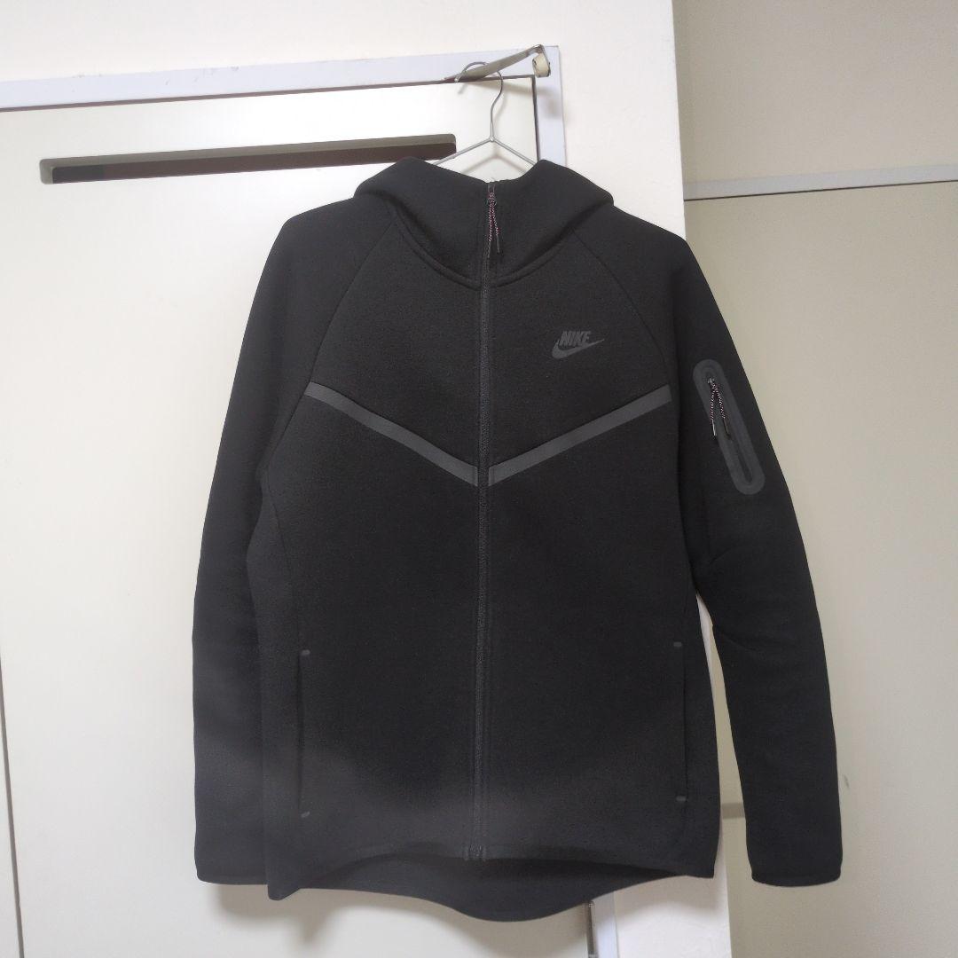Nike テックフリース　レディースL　上　【メンズs相当】