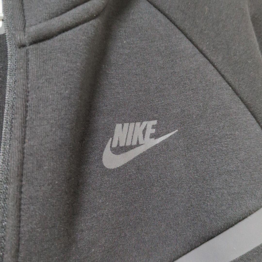 Nike テックフリース　レディースL　上　【メンズs相当】