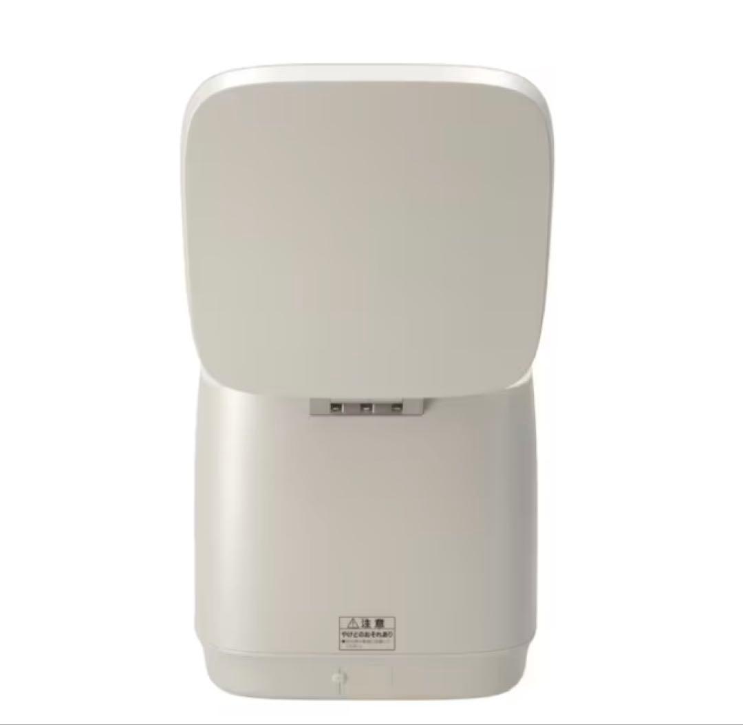 6分で潤いをサポートできる フェイススチーマー (NK251 モカ)