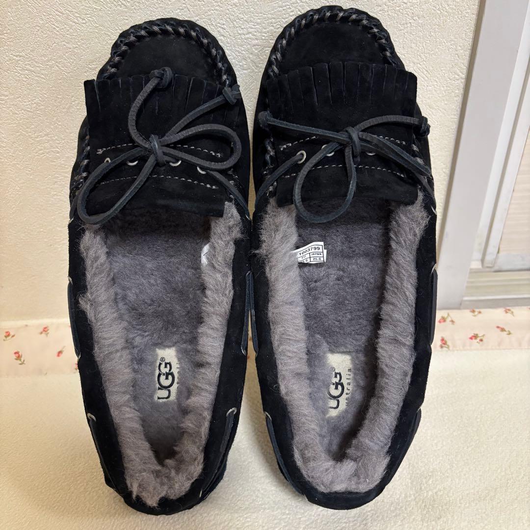 新品 UGG アグ ムートン モカシン マンディ ブラック 25