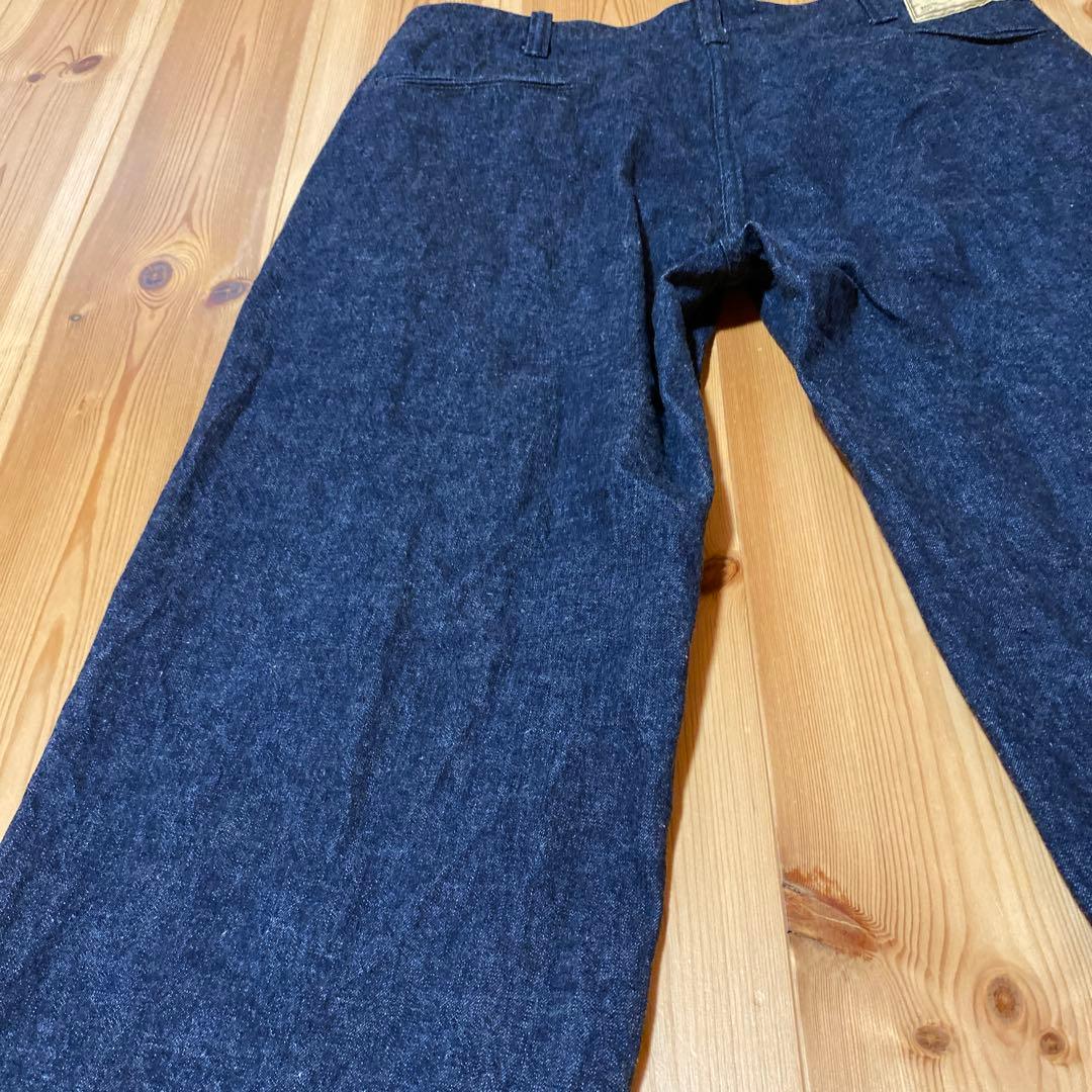 ヘラーズカフェ デニムパンツ