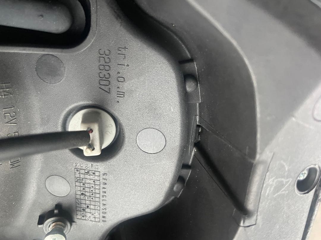 アーバンヘッドライト　汎用　h4 ストリートファイター