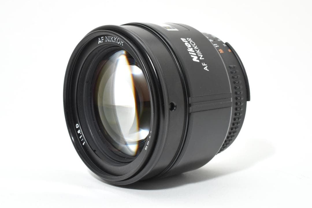 【人気の85mm 動作好調】ニコン AF 85mm F1.8D カメラ