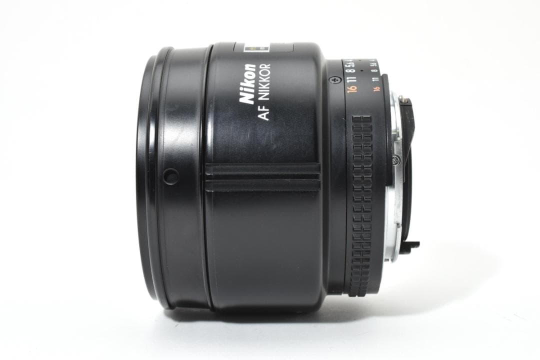 【人気の85mm 動作好調】ニコン AF 85mm F1.8D カメラ