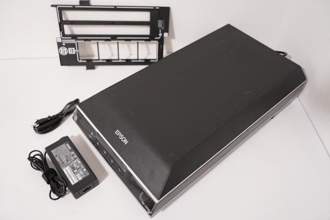 エプソン　GT-X830 フラットベッドスキャナー A4 フィルムホルダー社外品