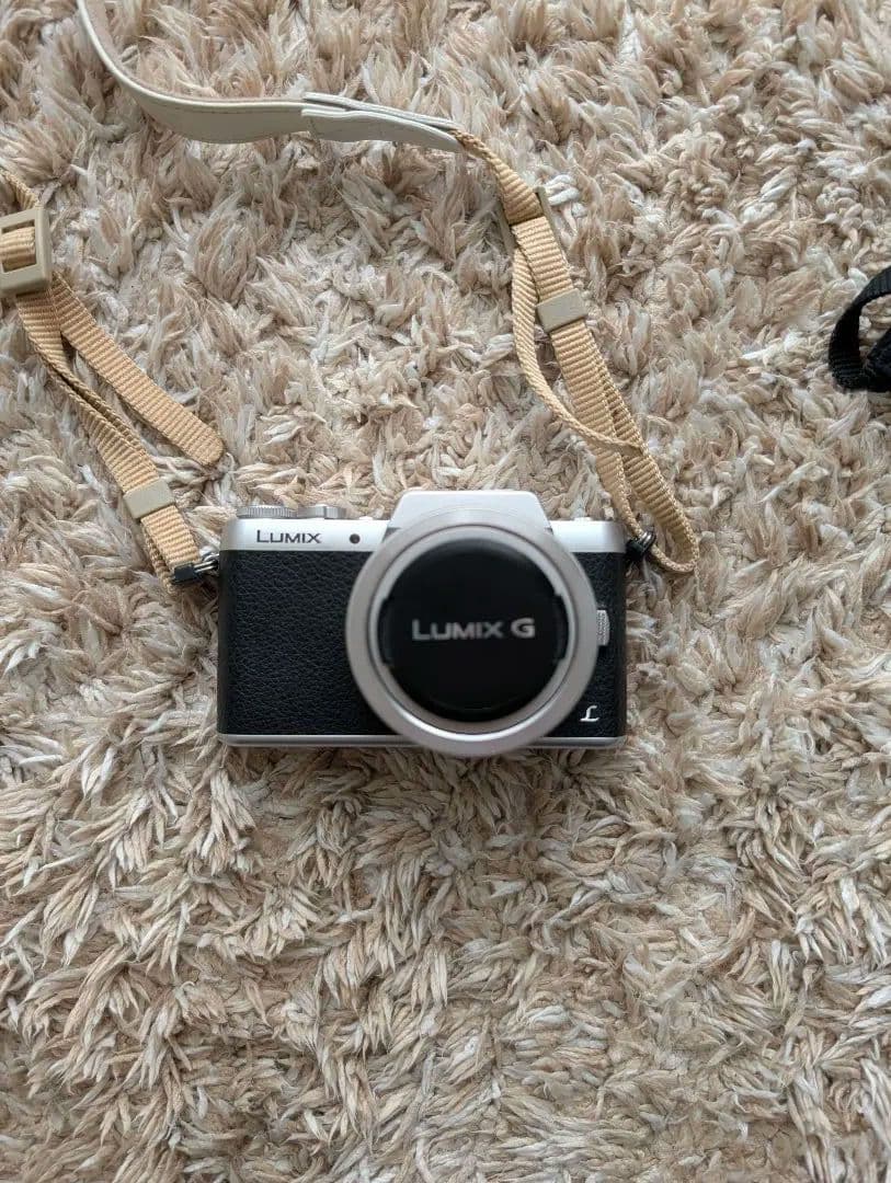 【レンズ有】Panasonic LUMIX DMC-GF7Wダブルレンズキット