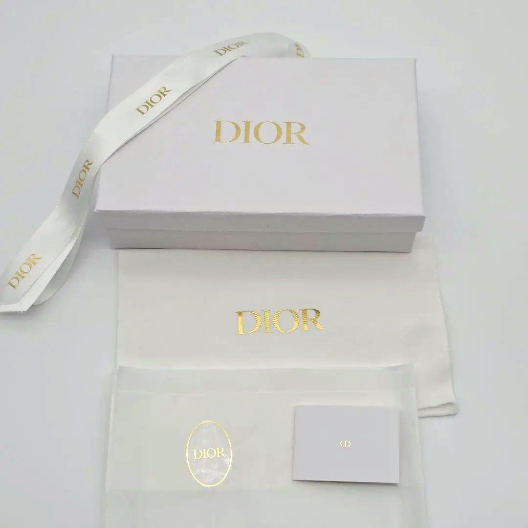 箱付き✨Christian Dior iphone16pro ケース カナージュ