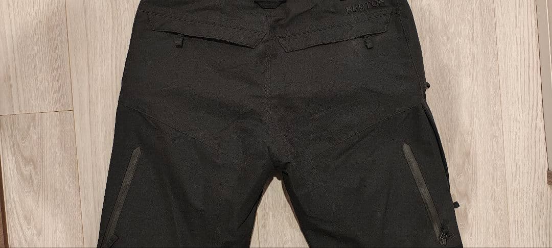 バートン　スノボ　パンツ　美品