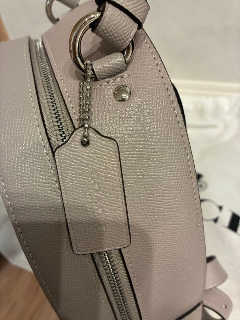 COACH ライトグレー リュック