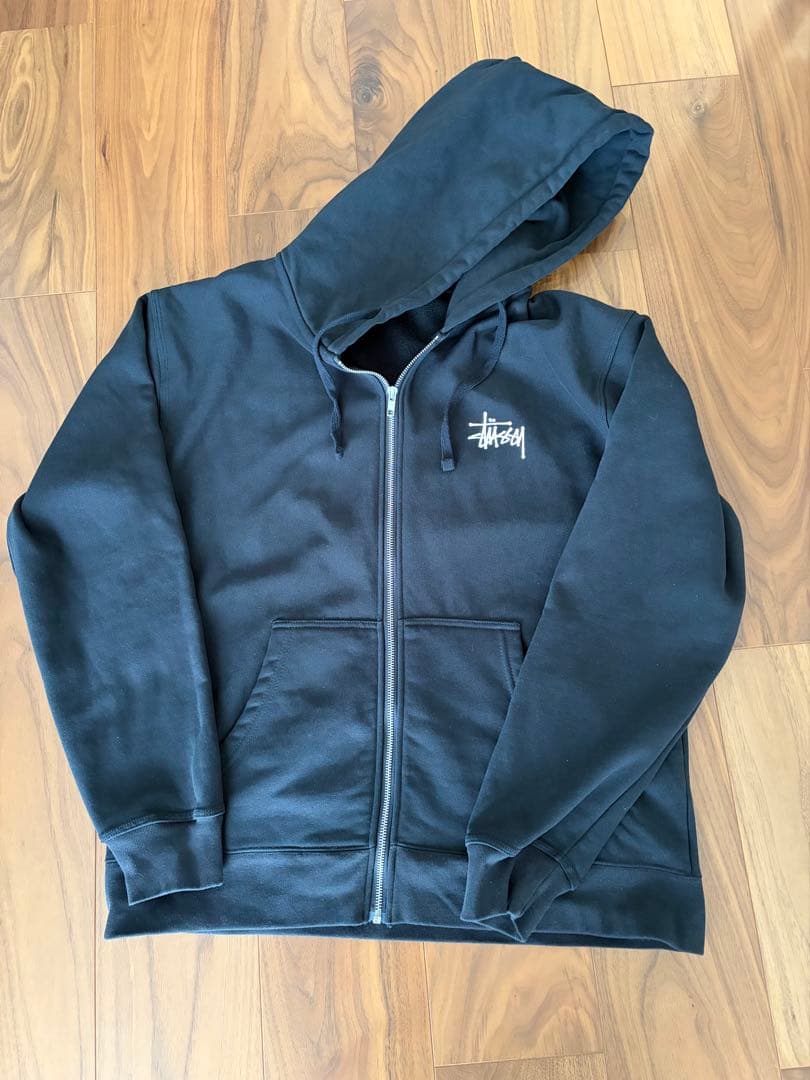 【美品】STUSSY（ステューシー）　ジップパーカー　ブラック　Ｌサイズ　裏起毛