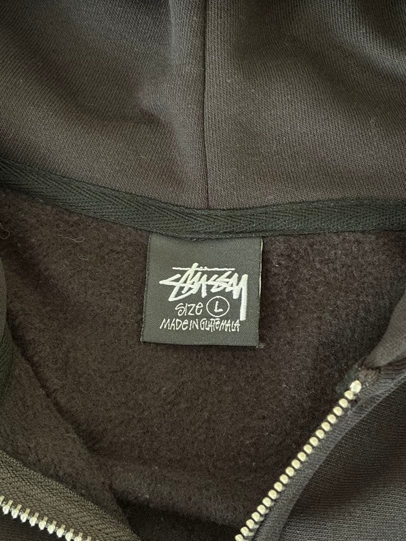 【美品】STUSSY（ステューシー）　ジップパーカー　ブラック　Ｌサイズ　裏起毛